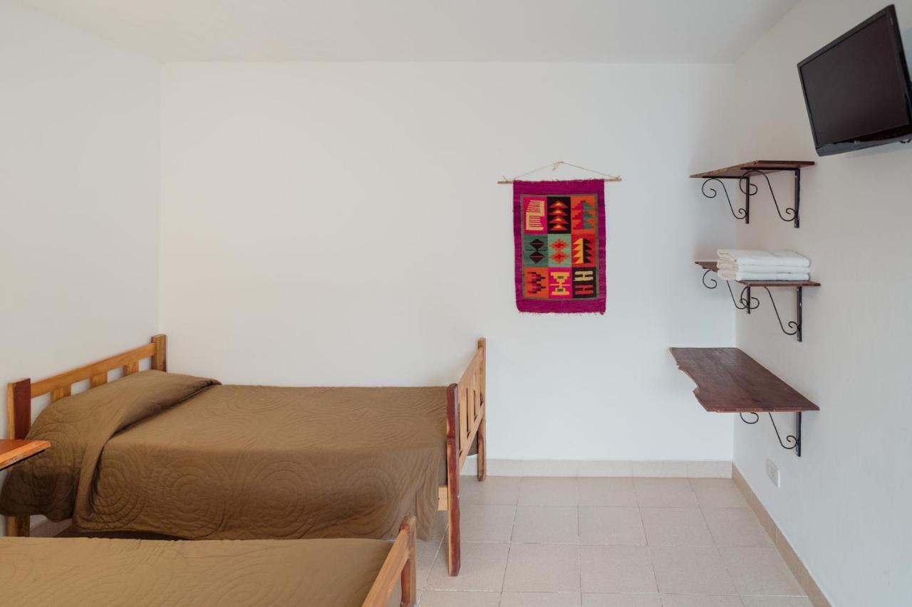 Aires De Cafayate Hostel ภายนอก รูปภาพ